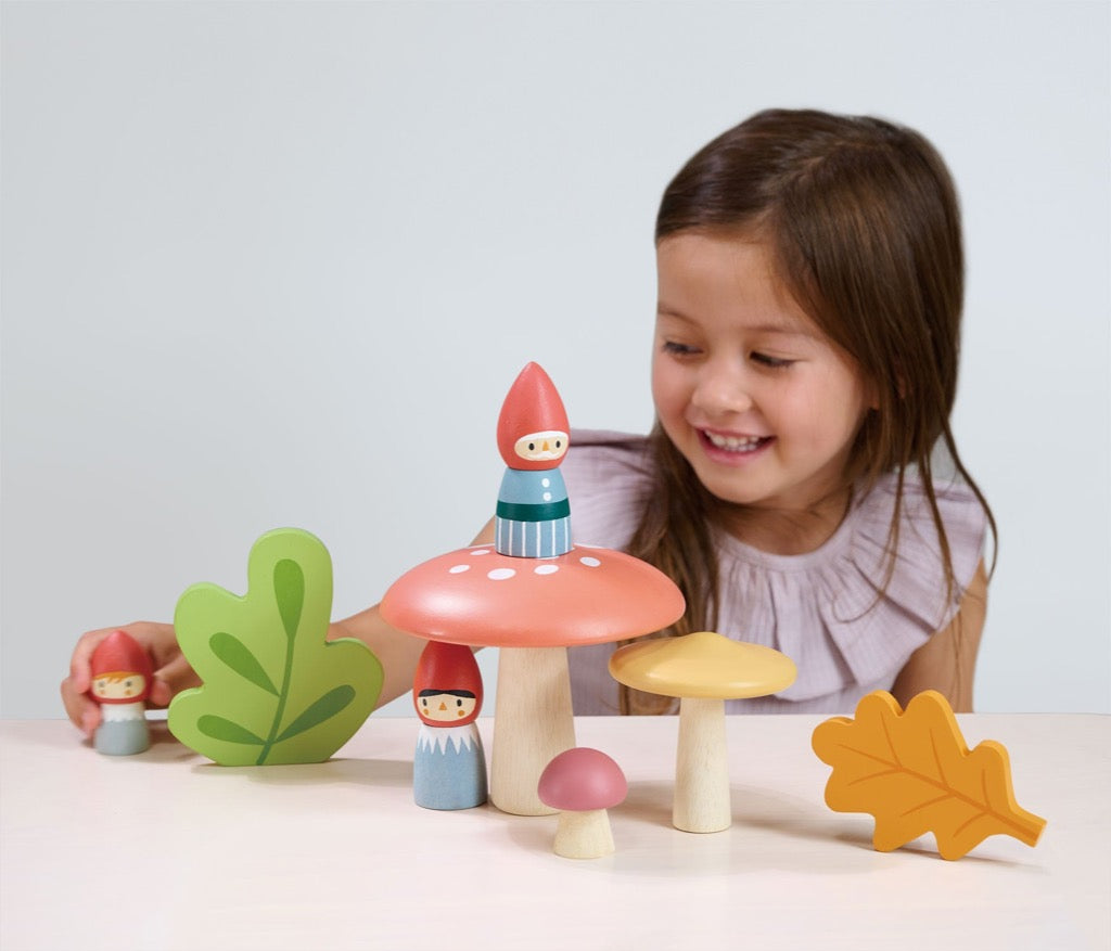 Tender Leaf | Forest Gnome Family | Wooden Play Set of Peg Dolls with Toadstools and Leaves