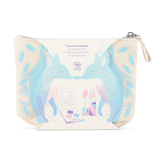 Namaki | Kids Organic Make Up Set - Blue Fox  This eco friendly kit contains:

1 palette of 3 winter inspired eyeshadows&nbsp;
1 glitter lip gloss in pink

1 reusable organic cotton pouch