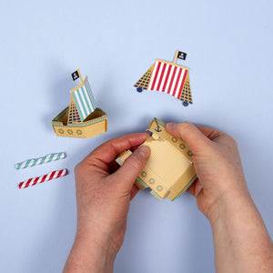 Clockwork Soldier - Create Your Own Pirate Boats Fun kids Crafts Kit - Kids Activities