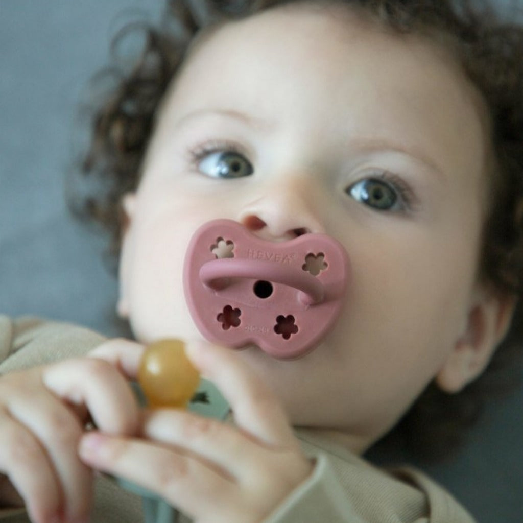 Baby With Hevea 3-36 month Round Teat Natural Rubber Dummy in Rosewood Pink 